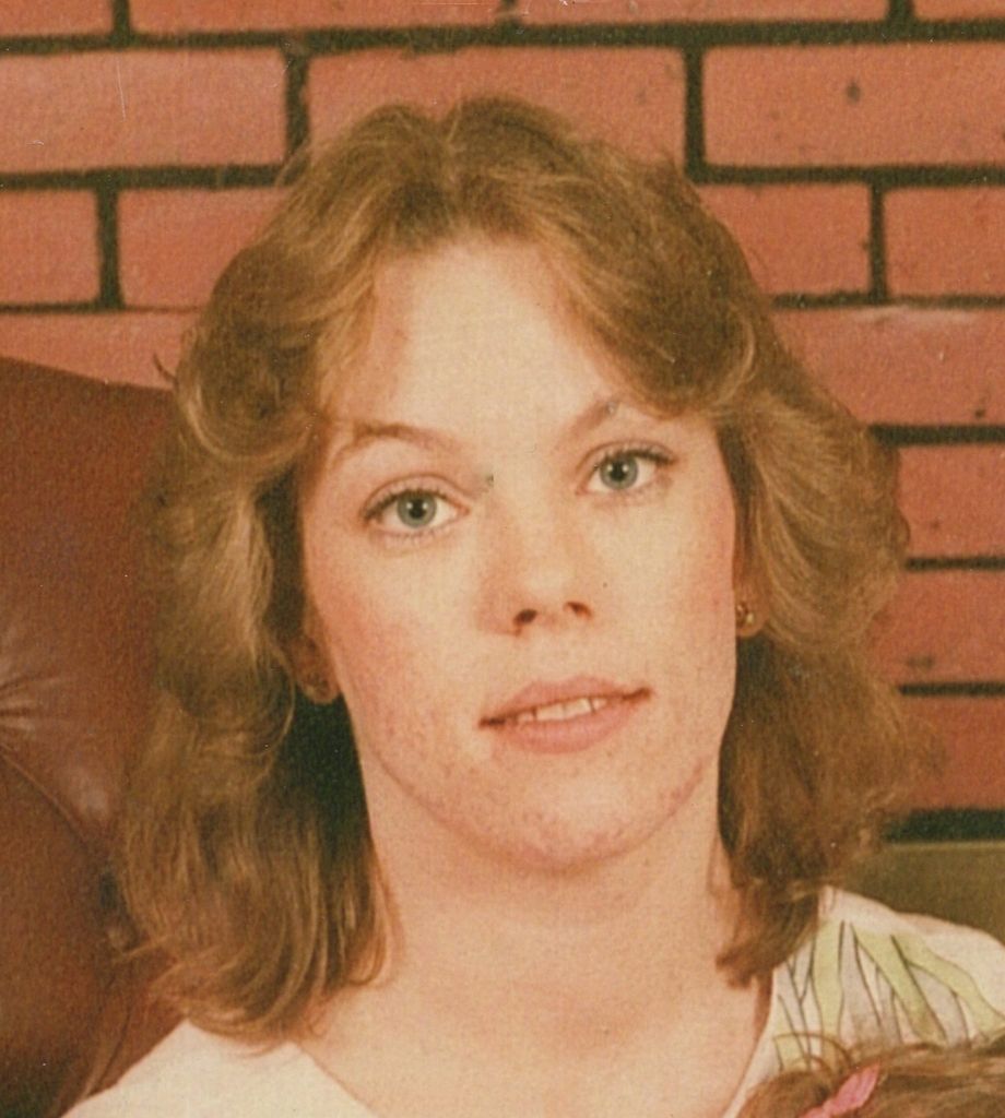 Donna  Marie Hosmer
