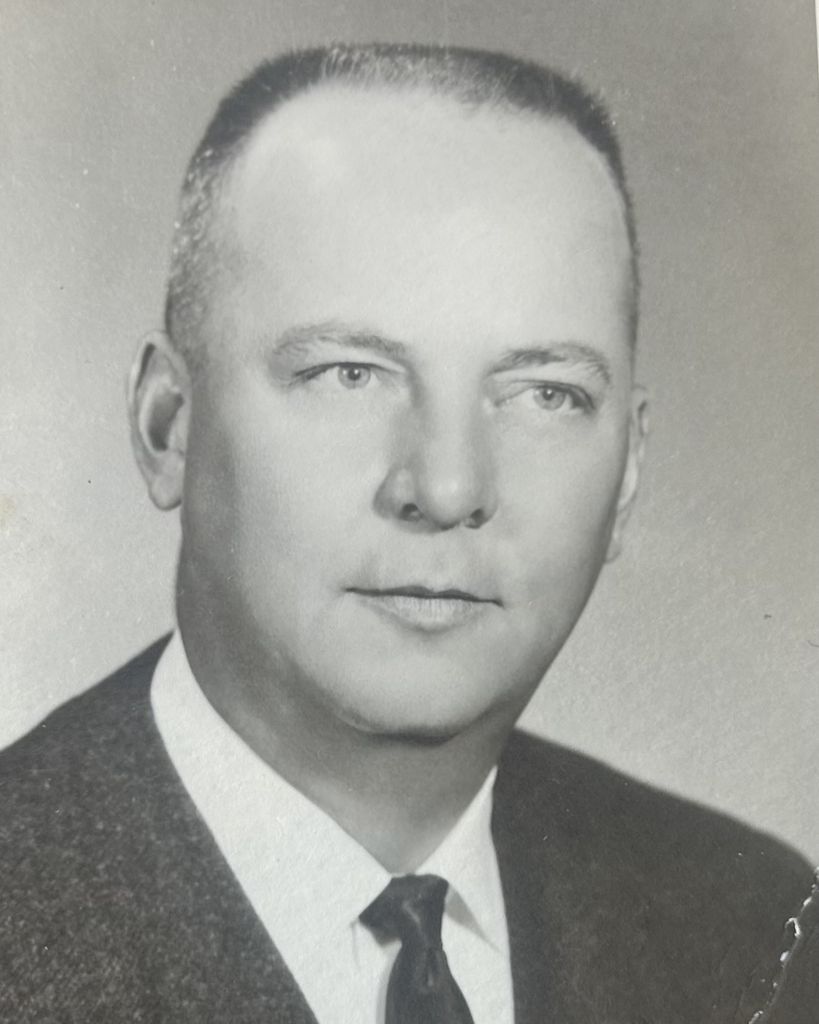 Walter Eldon Hoff Profile Photo