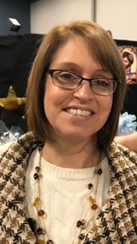 Tina Leonard Profile Photo