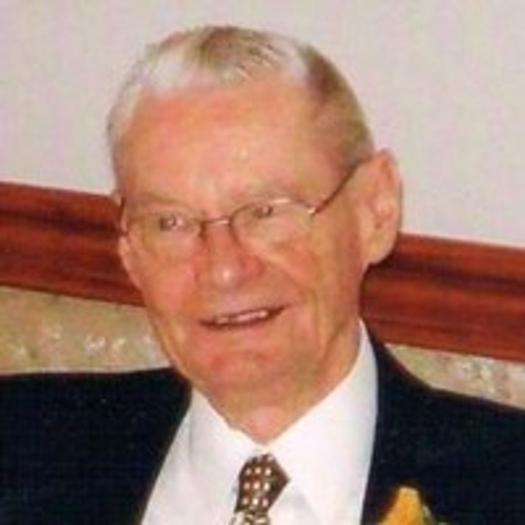 Vincent E Gruss