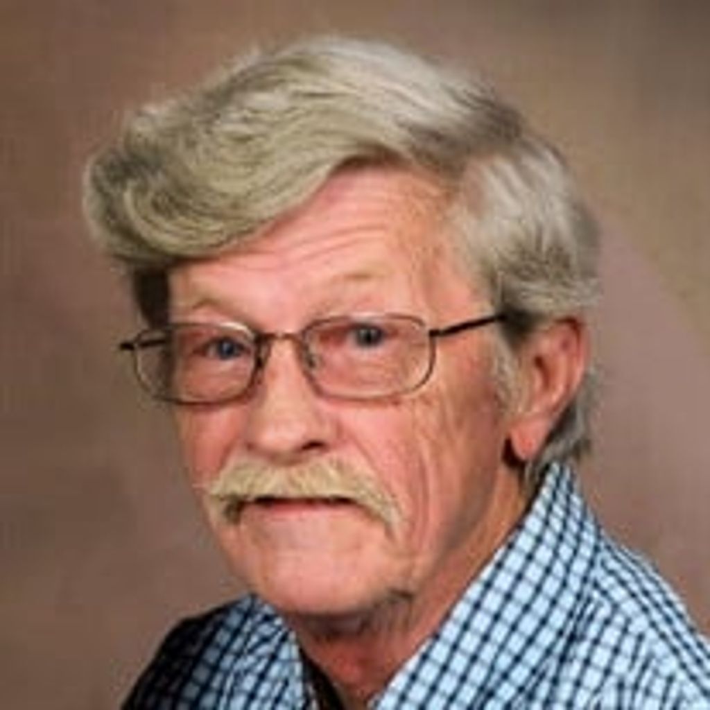 Robert "Bob" Macziewski