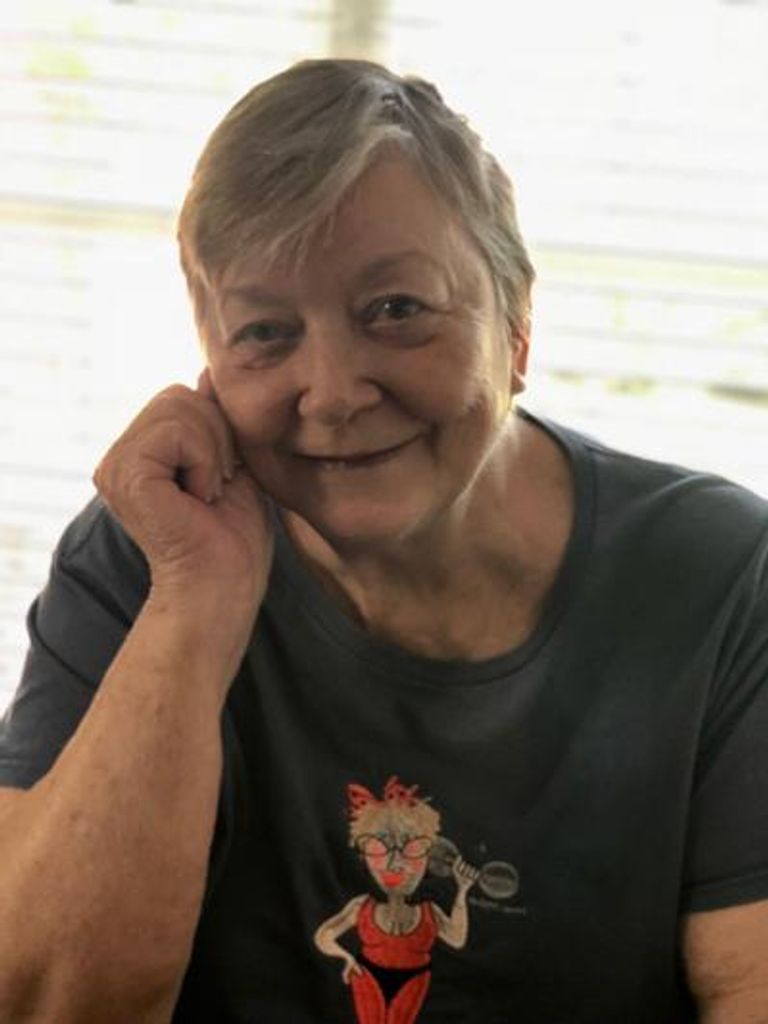 Carole Theresa Barcellos Profile Photo