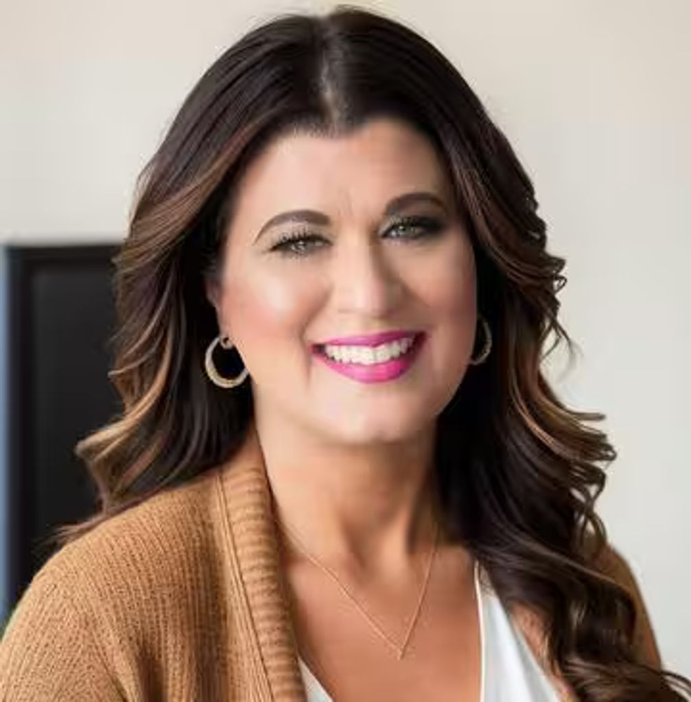 Holly Len Miller Profile Photo
