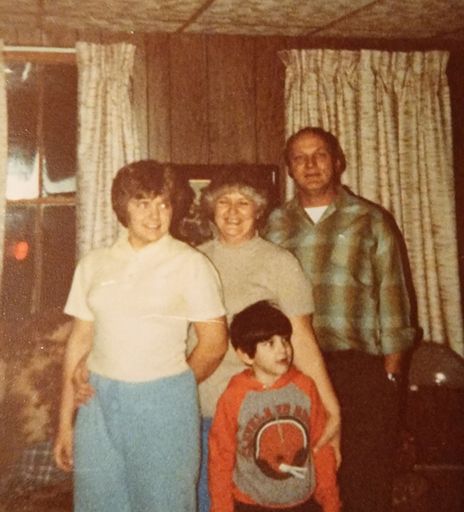 Bernard Lee Moore photo gallery thumbnail 74 of 293