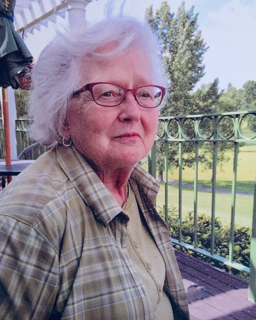 Maxine Faye Smedshammer