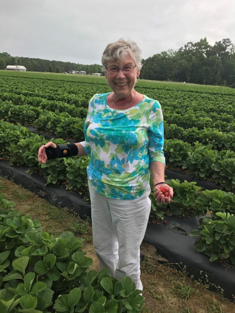 Anita Byrd (Byrd)  Calfee Profile Photo