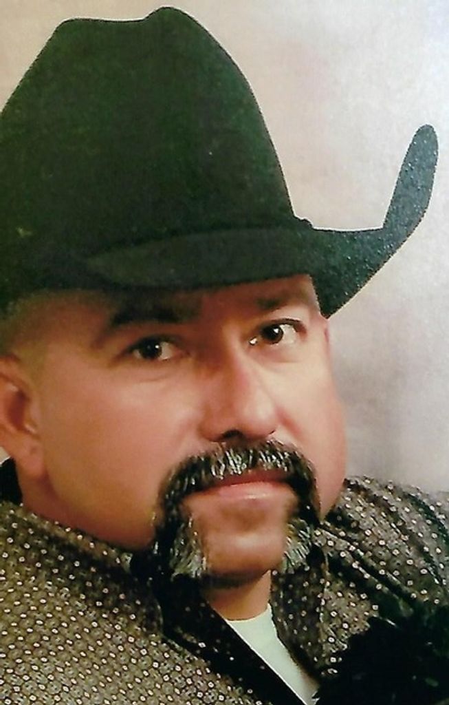 Rogelio Campos Profile Photo