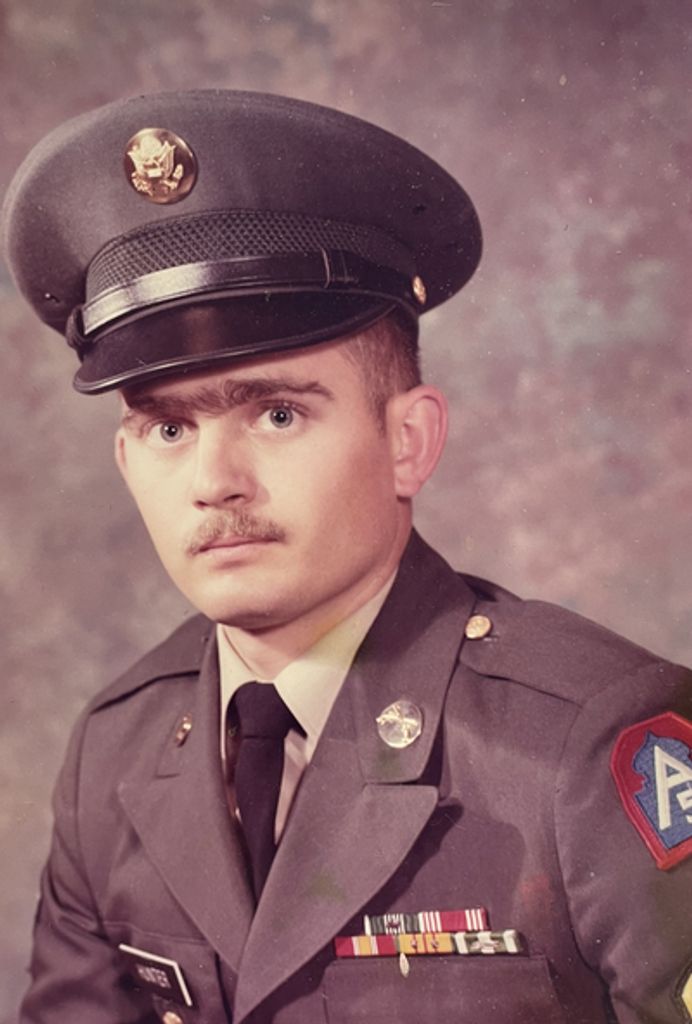 Lloyd Dale Hunter Profile Photo