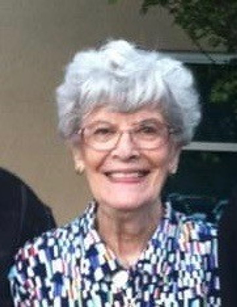 Elizabeth Mcnamara Profile Photo