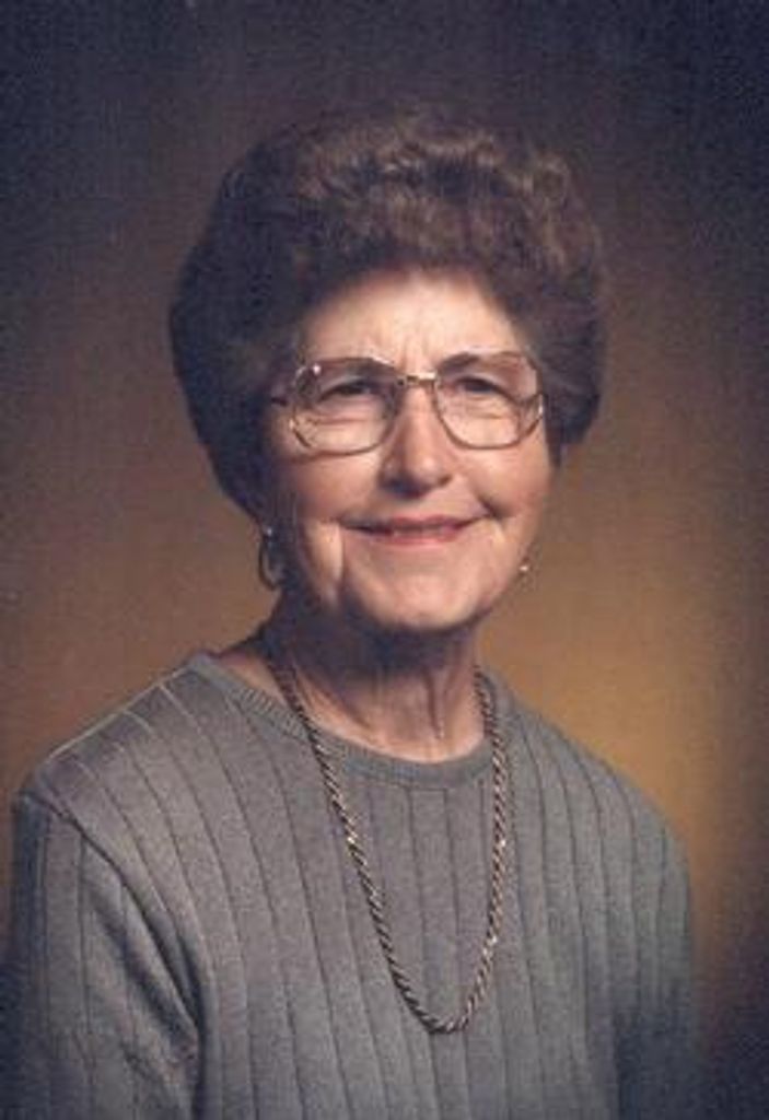 Juanita R Lazelle
