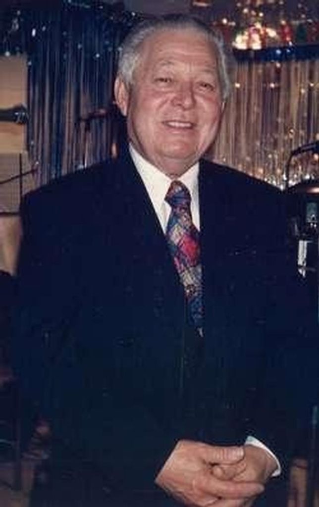 Roberto Rios, Sr.