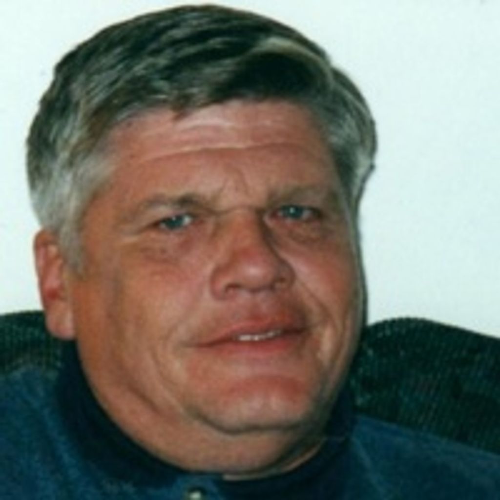 Dennis G. Kraemer