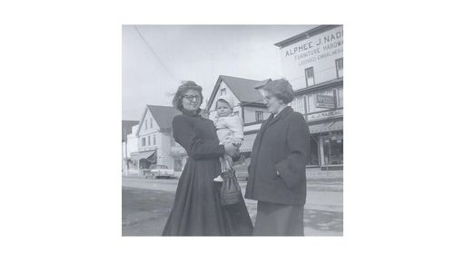 Joan Martin photo gallery thumbnail 15 of 60