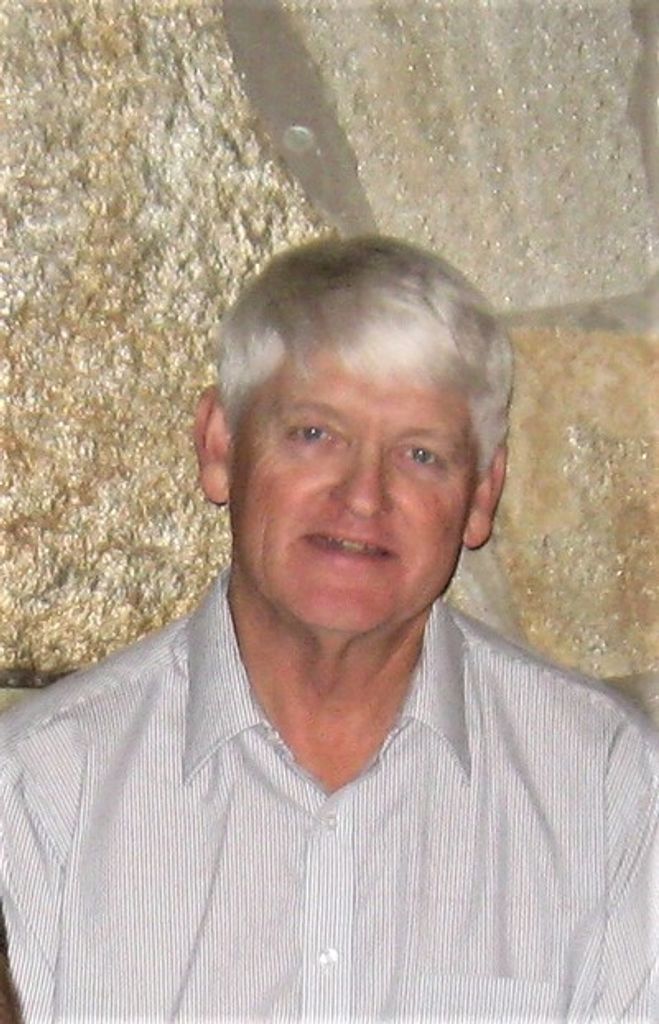 Robert "Bob" Fred Crossland