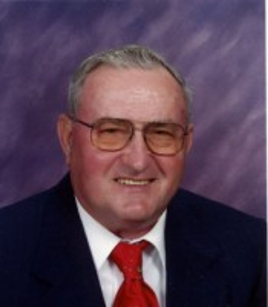 Mr.  Donald Larue Miller,, 82  Sr.