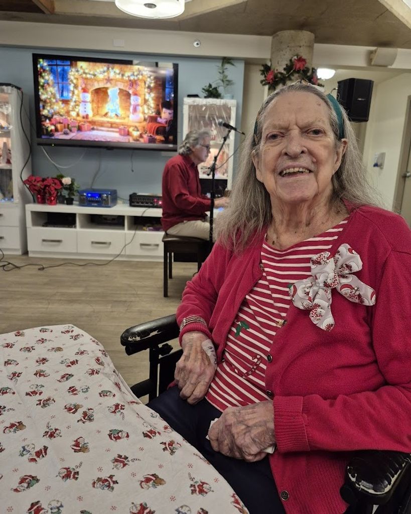 Violet Emily Ross Profile Photo