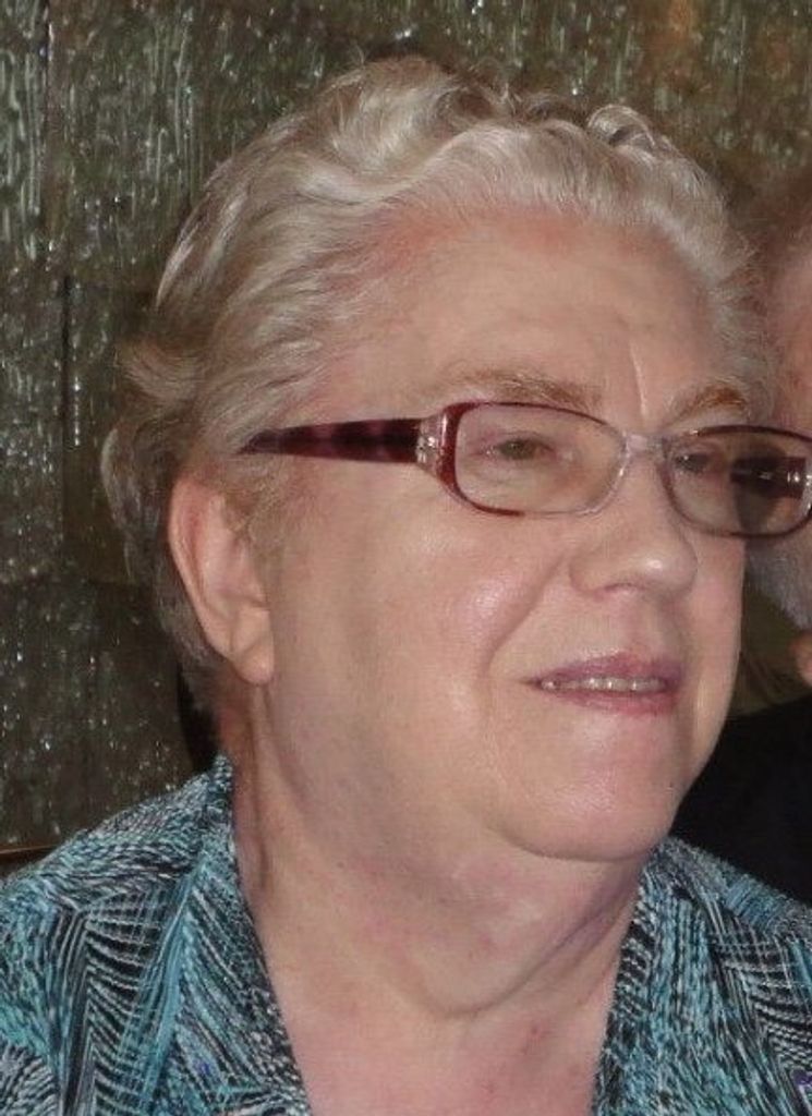 Helen Marie Hinds