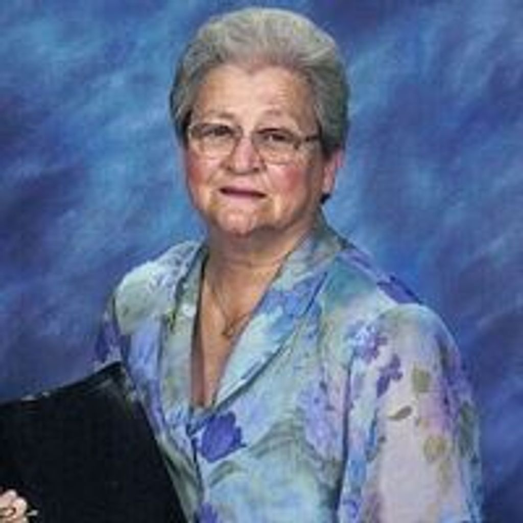 Mrs.  Montine Anderson