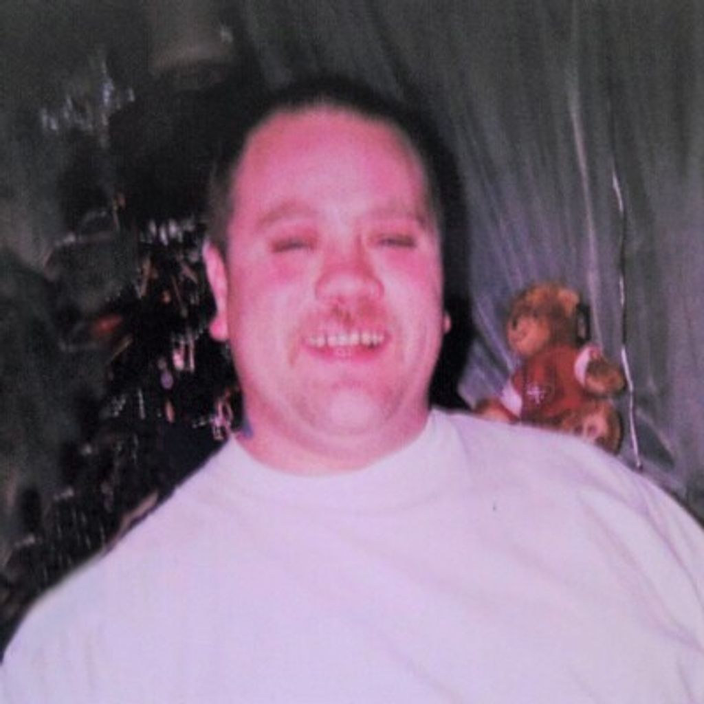 Joseph Ray Lujan Profile Photo