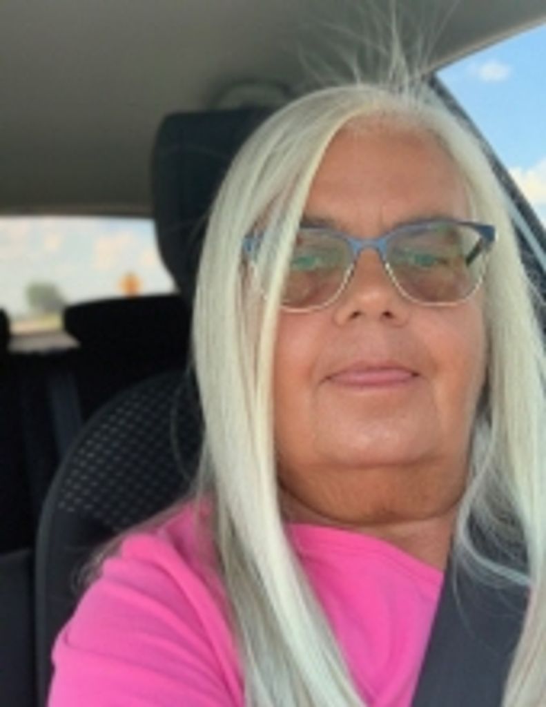 Bobbie  Sue Biermann