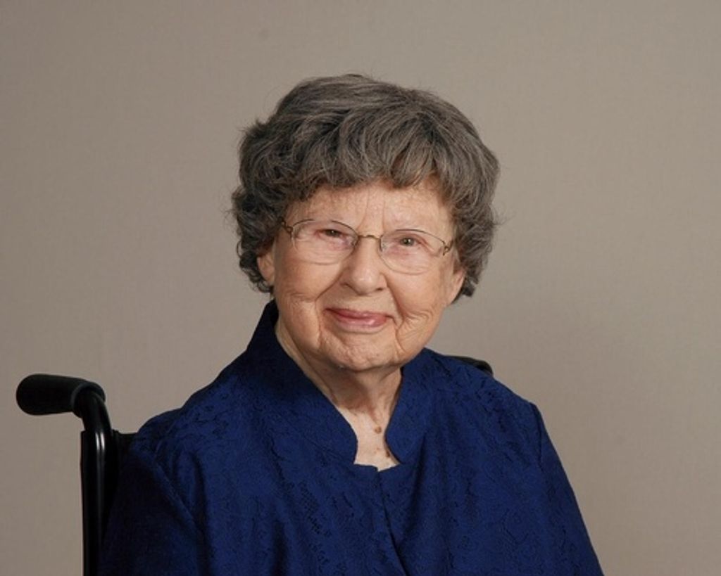 Elizabeth Crenwelge Profile Photo
