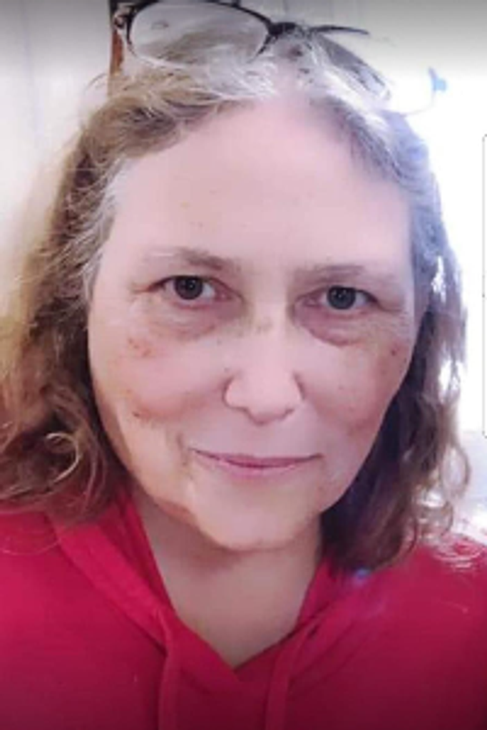 Lisa Robitaille Profile Photo