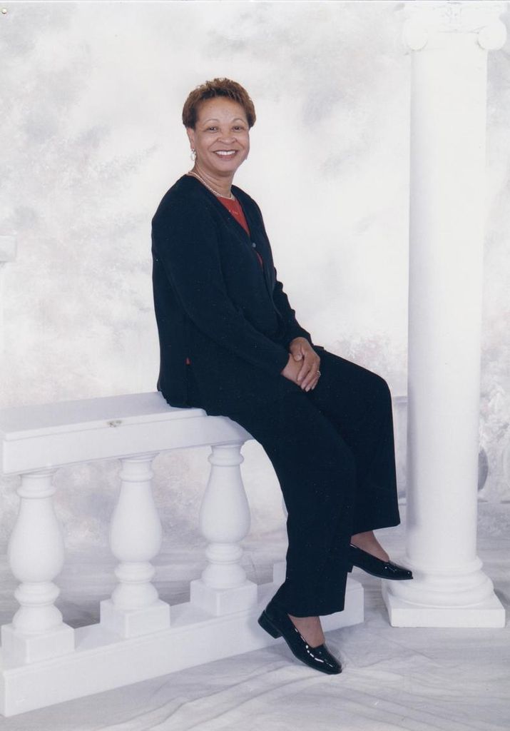 Elizabeth Juristene Horton Profile Photo