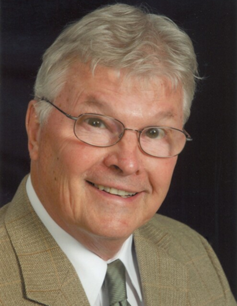 Robert D Richards Profile Photo