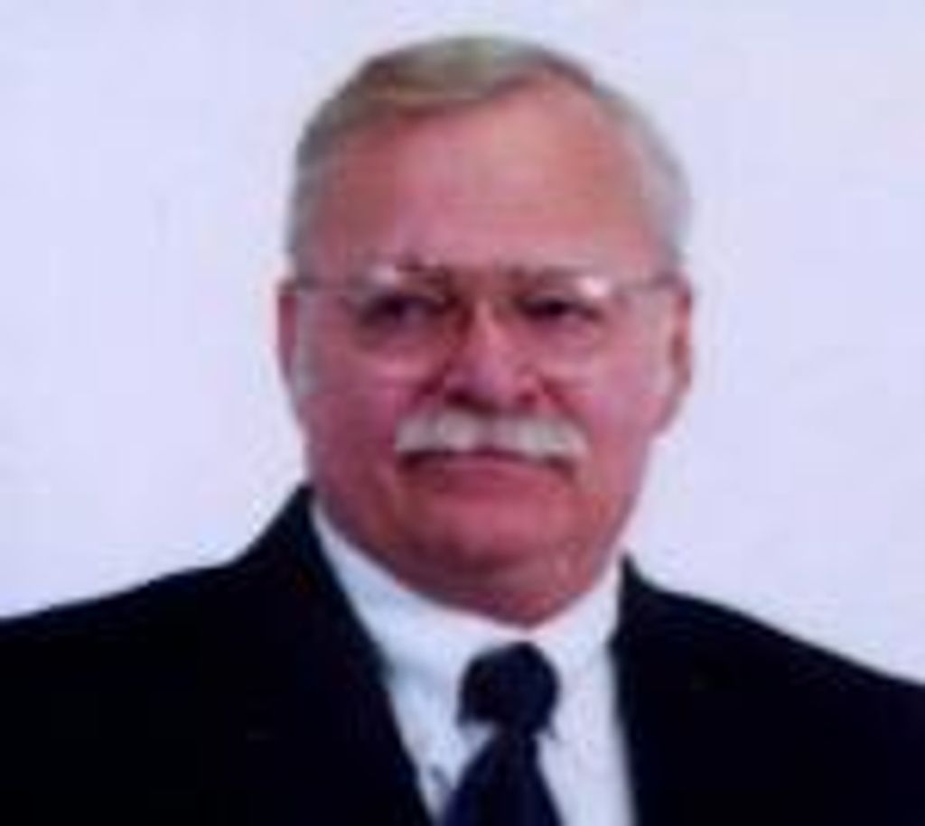 Russell Lee Hindes