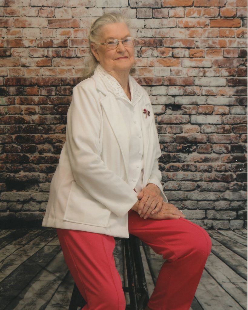 Julia Moore Greer Profile Photo