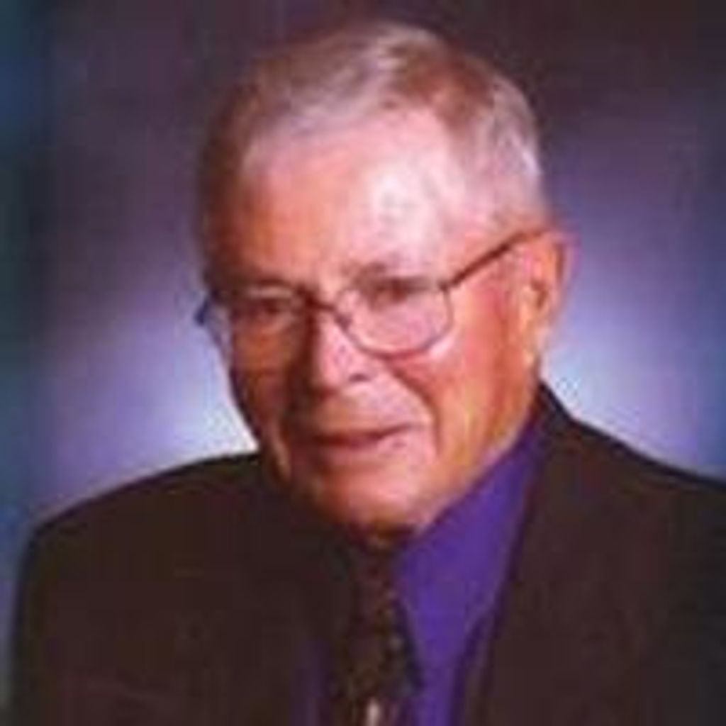 Leonard Hinze