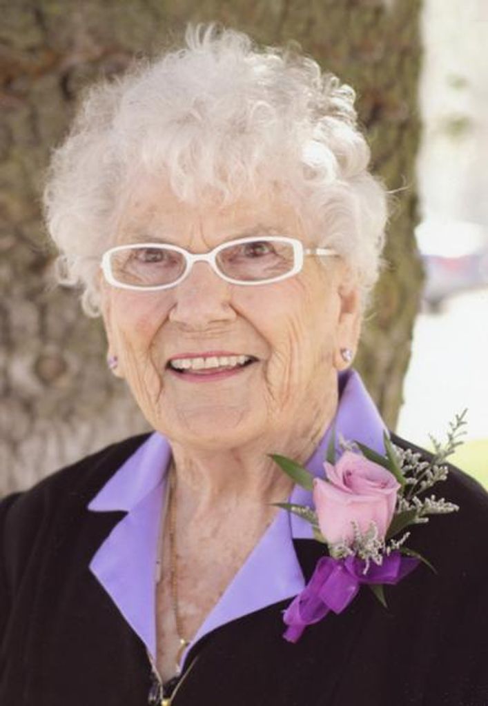 Eileen Mae Thomas Profile Photo