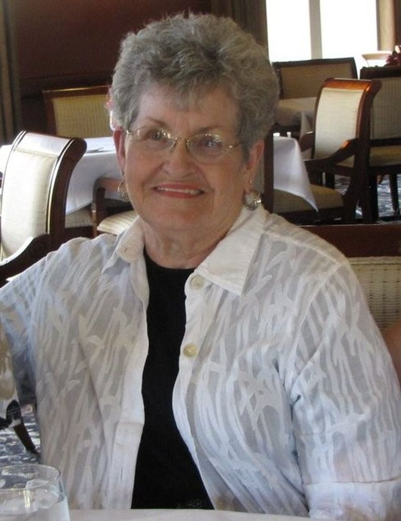 Luana "Lu" Carolyn Senter