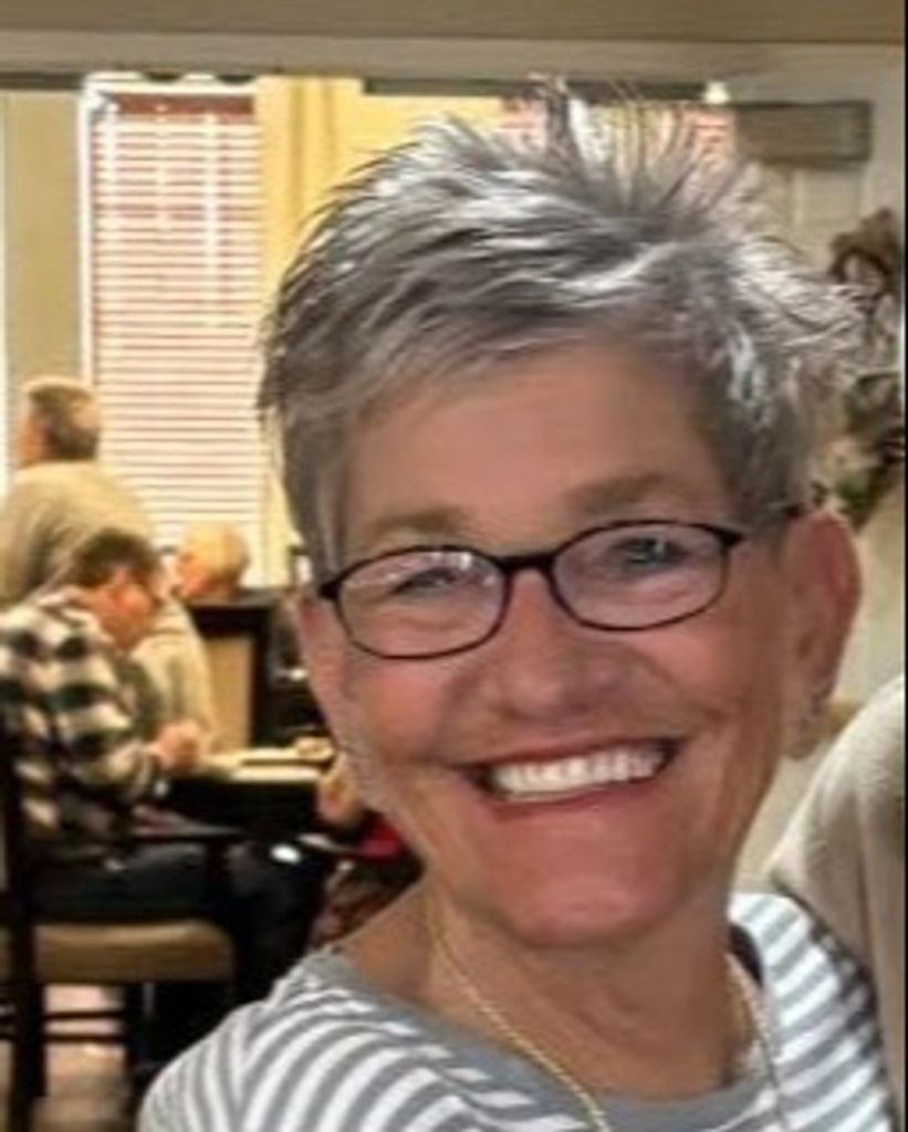 Lisa M Fischer