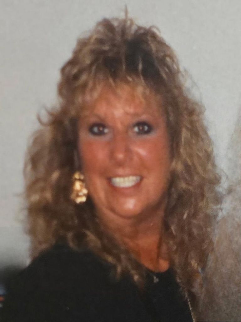 Emily J Bradshaw Profile Photo