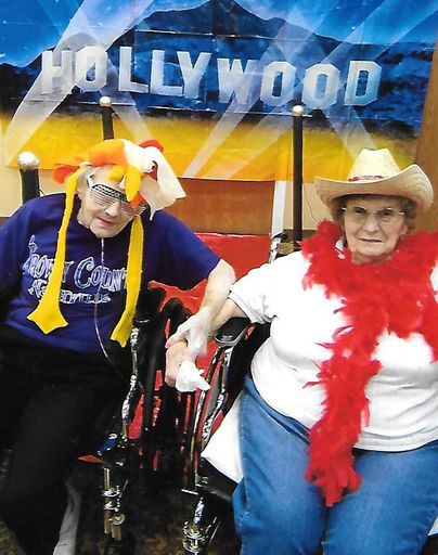 Linda L. Dilling photo gallery thumbnail 79 of 79