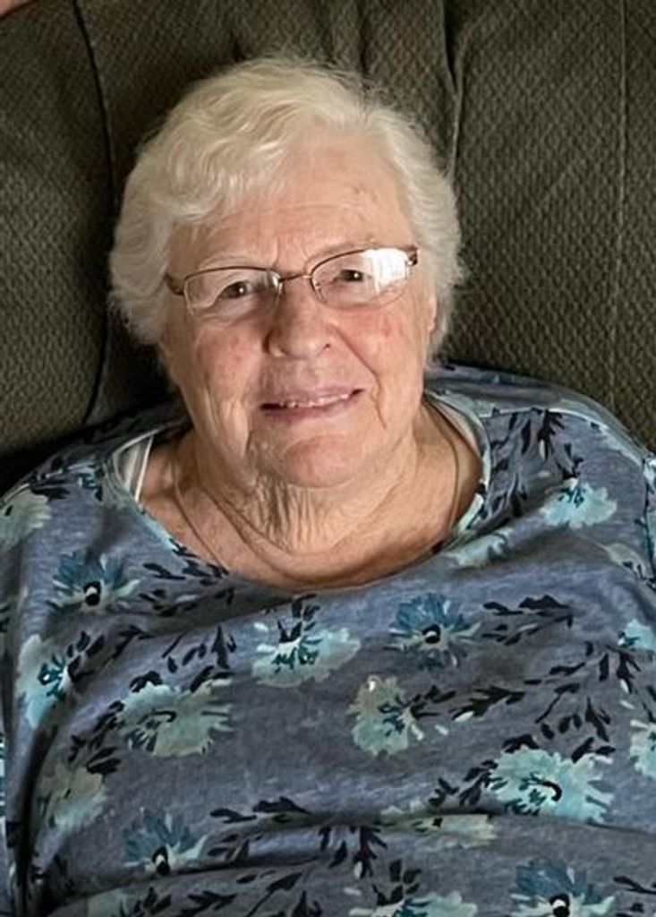 Edna "Maxine" Smith Profile Photo