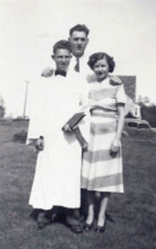 Richard "Dick" C. Weis photo gallery thumbnail 1 of 5