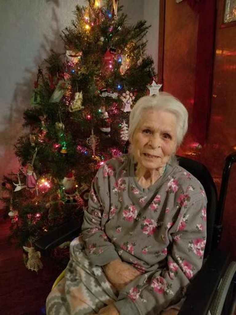 Rosa Zboral Sanchez Profile Photo