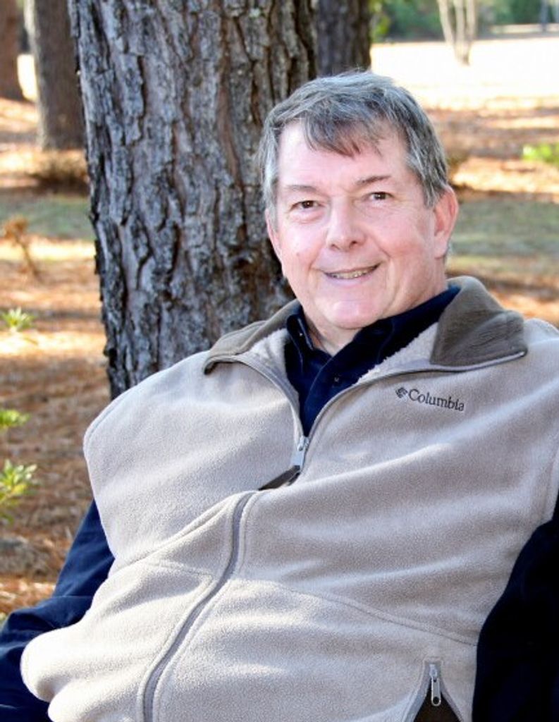 Thomas "Tom" W. Blackwell, Jr. Profile Photo