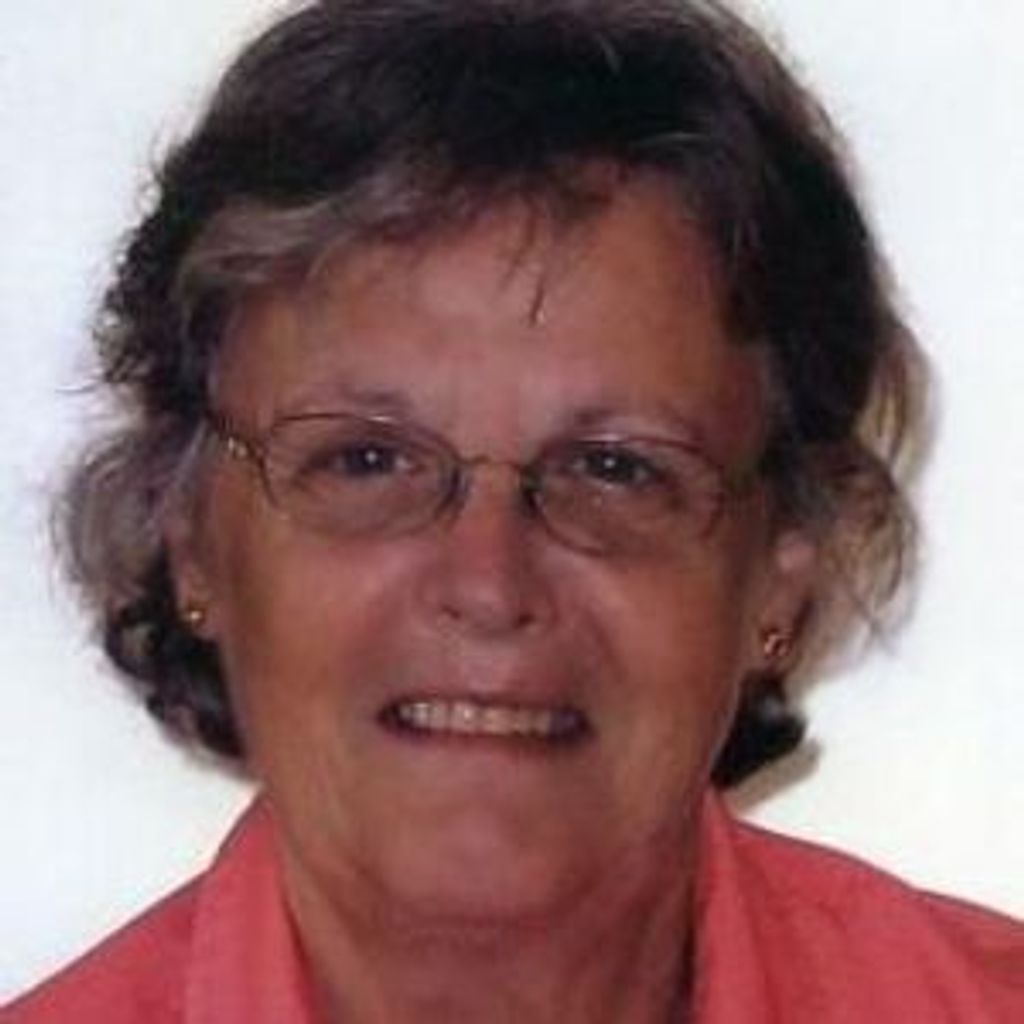 Janice Lee Blom Profile Photo