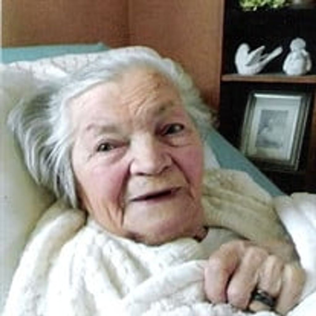 Mrs. Hilda Rosa Viol (nee: Hoffmann) Profile Photo