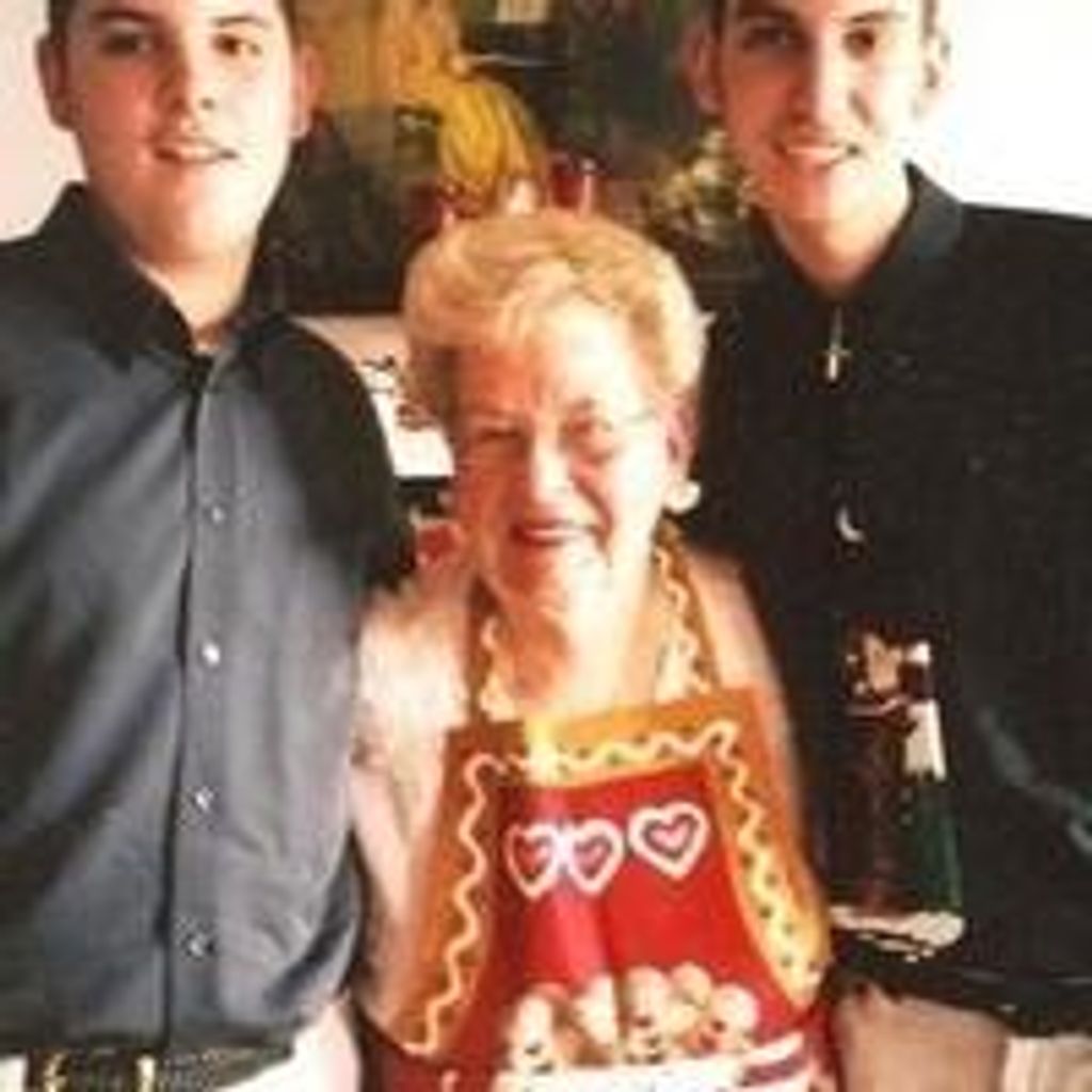 Crescentia Dimarcantonio Profile Photo