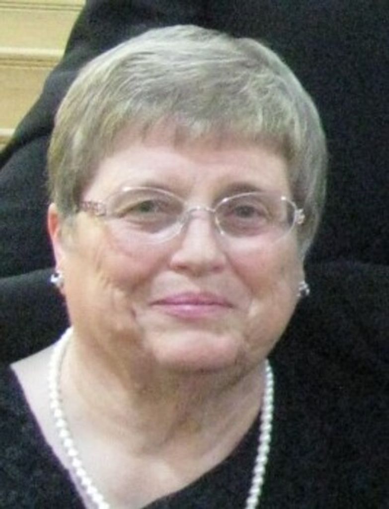 Lavonne "Vonnie" (Weideman) Woodring Profile Photo