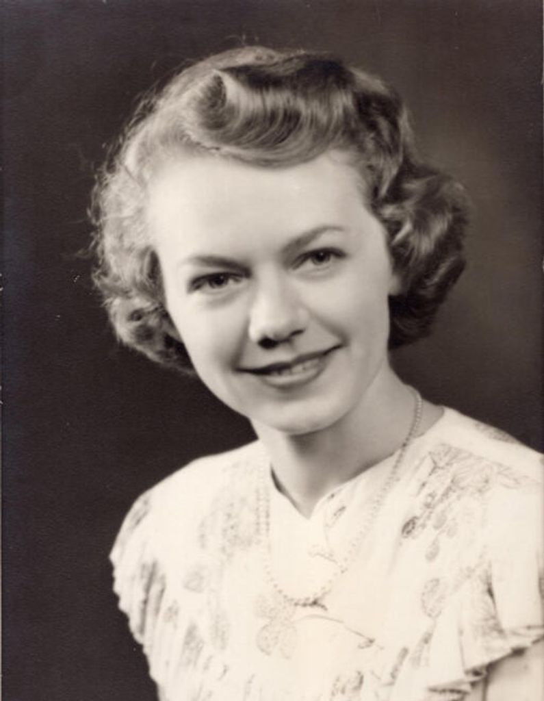 Doris (Pelletier)  Siekmann Profile Photo