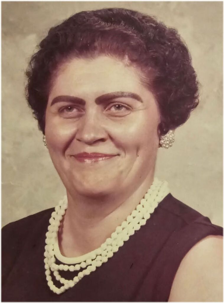 Geraldine Louise Akom