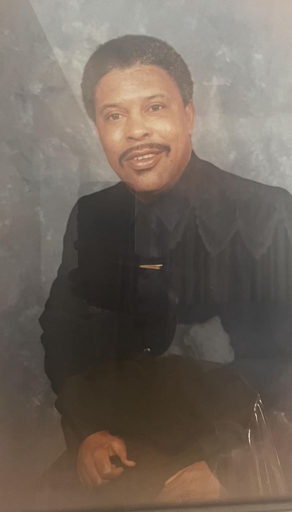 Carlton W. Finley Profile Photo