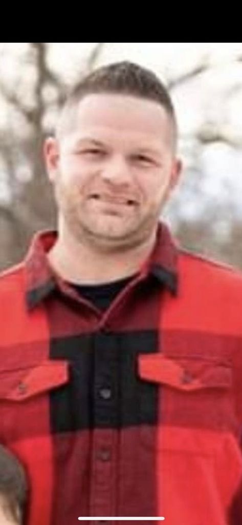 Shawn J. Lee Profile Photo
