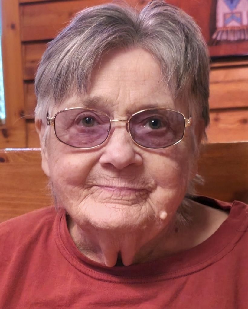 Sandra Bowden Holmes Profile Photo