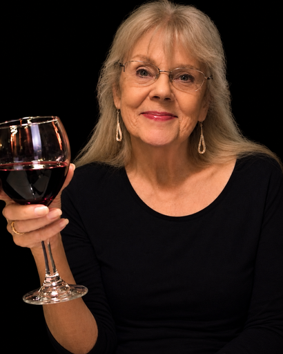 Lillian Elna Karlstrand's obituary image